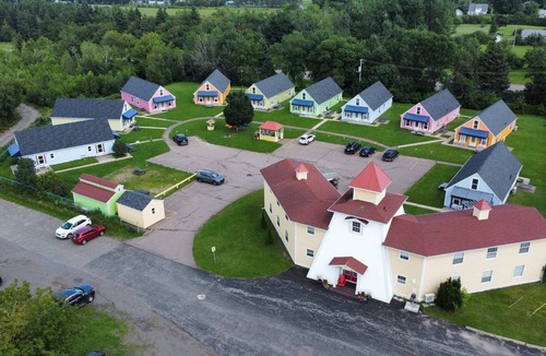 Shediac Cottage | Hardy's Parlee Beach Chalet #10
