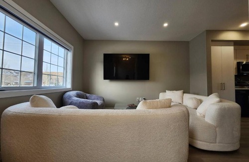 Drumheller Apartment | Harmony Haven in Drumheller