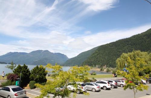 Harrison Hot Springs Hotel | Harrison Spa Motel