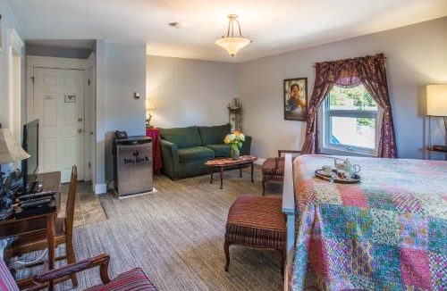 Drumheller Hotel | Heartwood Inn