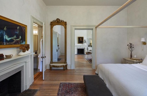 Downtown Hotel | Heights House Hotel