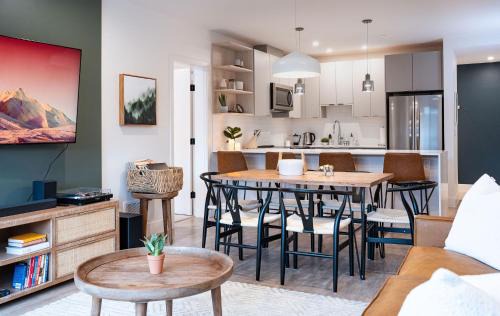 Revelstoke Apartment | Hemlock Hangout by Revelstoke Vacations