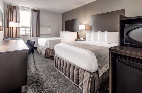 High River Hotel | Heritage Inn Hotel & Convention Centre High River