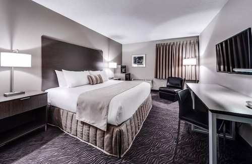 High River Hotel | Heritage Inn Hotel & Convention Centre High River