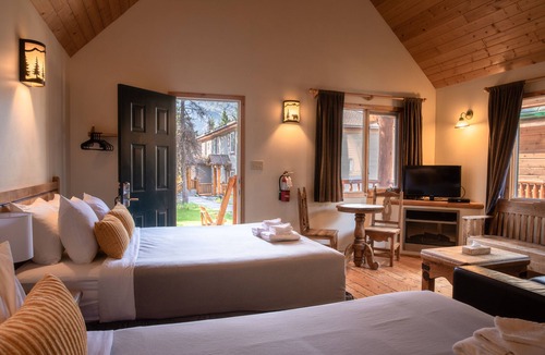 Banff Hostel | HI Banff Alpine Centre - Hostel