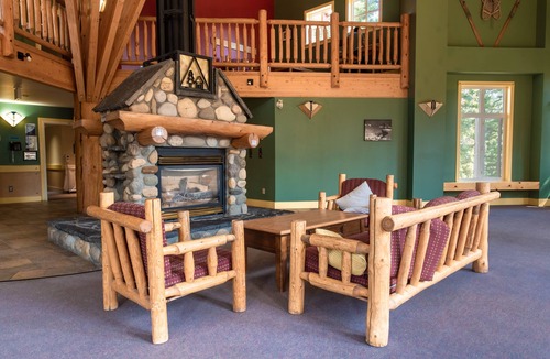 Banff Hostel | HI Banff Alpine Centre - Hostel
