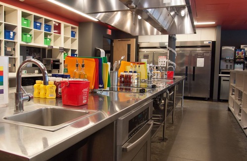 Theatre District Hostel | HI Boston - Hostel