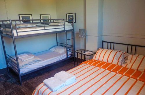 West Point Grey Hostel | HI Vancouver Jericho Beach - Hostel