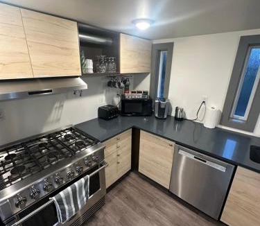 Saanich West House | Hidden Oasis in Victoria, BC