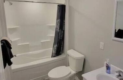 Scotsville Apartment | Hilltop Getaway - Apt C