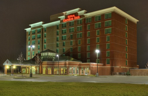 Ottawa Division Hotel | Hilton Garden Inn Ottawa Airport