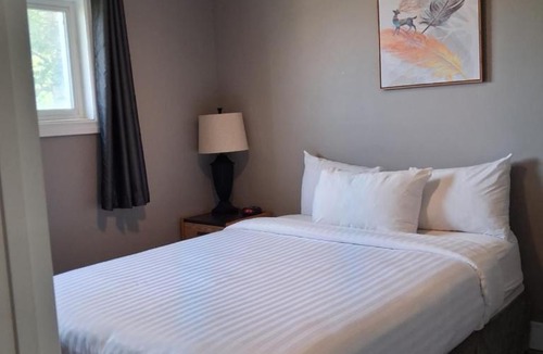 Hinton Hotel | Hinton Highway Inn