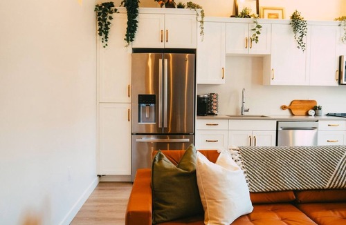 Downtown Halifax Apartment | Historic Charming 2BR Apartment DT Halifax