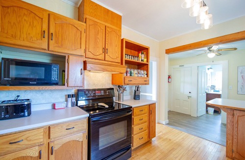 Tyne Valley House | Historic Woodbine Cottage