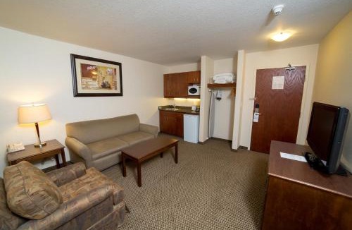 Drayton Valley Hotel | Holiday Inn Express & Suites Drayton Valley by IHG