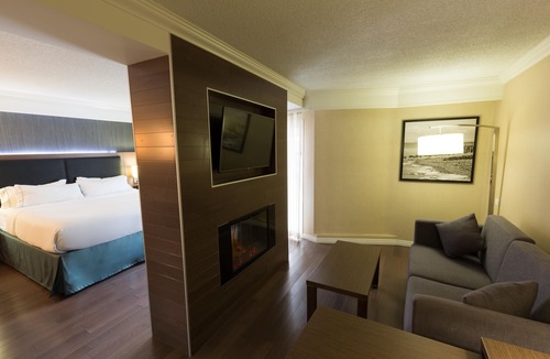 Downtown Edmonton Hotel | Holiday Inn Express Edmonton Downtown, an Ihg Hotel