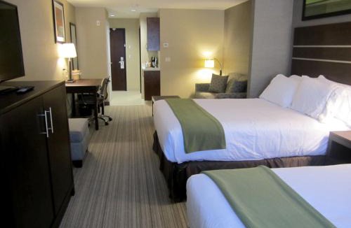 Golden Hotel | Holiday Inn Express Golden-Kicking Horse by IHG