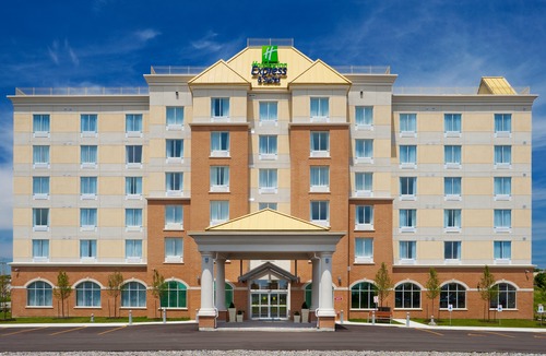 Bowmanville Hotel | Holiday Inn Express Hotel & Suites Clarington - Bowmanville, an Ihg Hotel