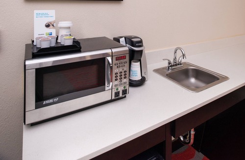 Monroe Hotel | Holiday Inn Express & Suites Monroe by IHG