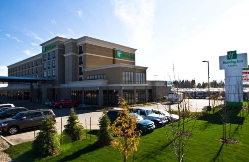 Red Deer Hotel | Holiday Inn Hotel & Suites Red Deer by IHG