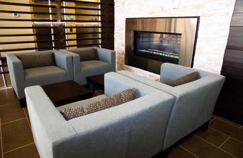 Red Deer Hotel | Holiday Inn Hotel & Suites Red Deer by IHG
