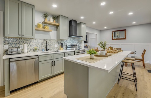 Cary House | Home 1 Mi to Dtwn Cary! Easy Commute to Triangle