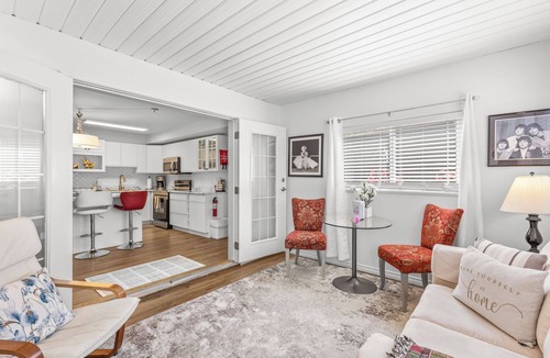 Central Okanagan House | Home Away from Home