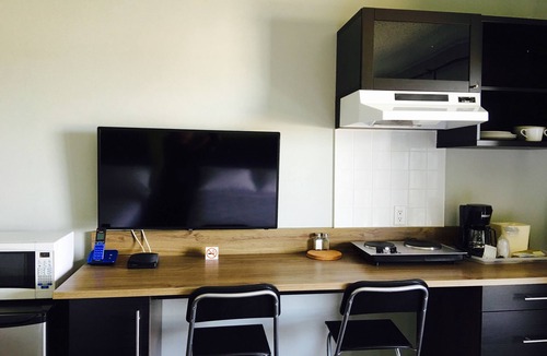 Drayton Valley Hotel | Home Away Inn