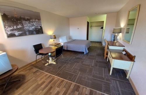 Drumheller Hotel | HOO - DOO MOTEL