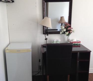 Gay Village Hotel | Hotel Bon Accueil
