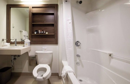 Burnaby Hotel | Hotel Burnaby