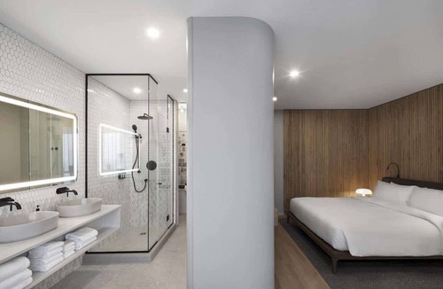 Downtown Montreal Hotel | Hotel Le Germain Montreal
