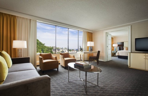 Downtown Montreal Hotel | Hotel Omni Mont-Royal