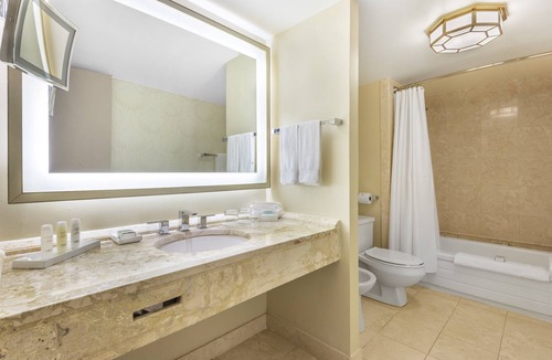 Downtown Montreal Hotel | Hotel Omni Mont-Royal