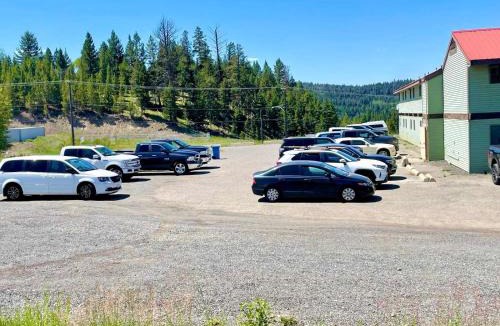 Logan Lake Hotel | Hotel viewmont