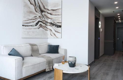 Saint-Ambroise Hotel | Hotelia