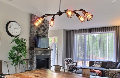 Bromont House | House in Bromont (Ski, Golf, Spa, Bike, Swimming pool)