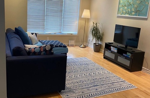 Cartierville House | House in montreal, close to bus stop, metro station, daycares, grocery stores
