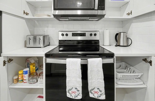 Southeast Calgary Condo | https:/listings.airunlimitedcorp.com/sites/qnnbzbv/unbranded