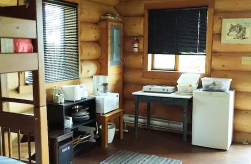Clinton Cabin | Hunters Cabin at Meadow Lake Guest Ranch