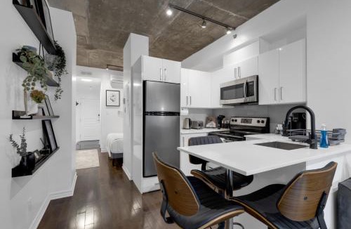 Milton Park Apartment | Impeccable Parc Avenue Pad With Parking