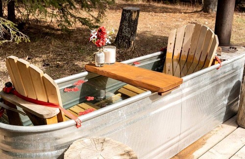 Waiparous Village Cabin | Incredibly Unique Romantic Retreat in Grain Bin Accommodation near Sundre, Alberta