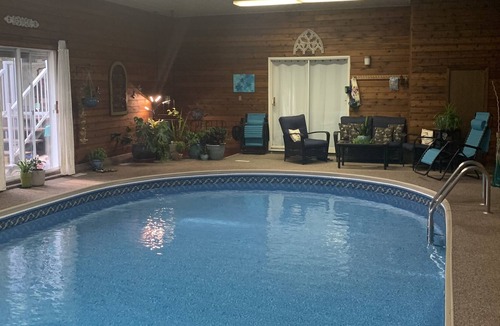 Northeast Edmonton House | Indoor Heated Pool, Bright Beautiful Home - Great Location!