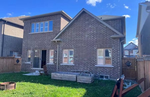 Innisfil House | Innisfil Getaway