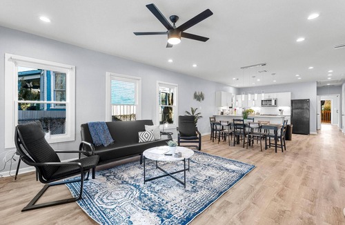 Near East Side House | Inviting 4BR 2 5BA Downtown Home With Ample Space