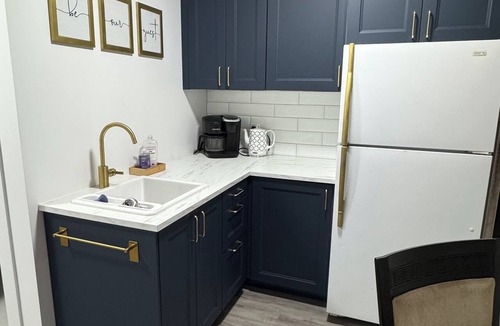 Regional District of Nanaimo House | Island Escape | Cozy 2BR Suite Steps from the Shore