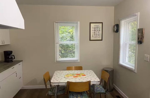Ituna House | Ituna Small Stop