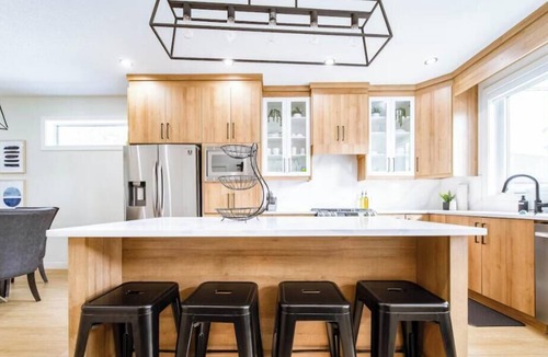 Jasper Place House | Jasper Retreat - AC - Patio - BBQ & Firepit - Near DT/WEM