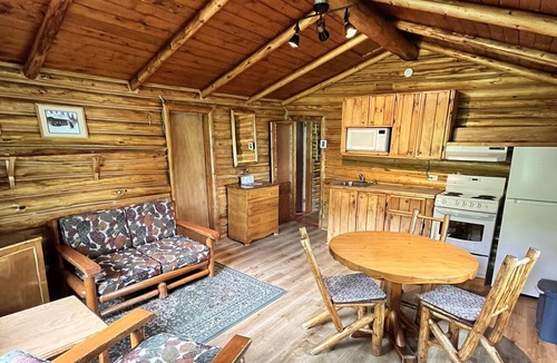 Saint-Michel-des-Saints Cabin | Kan-à-Mouche Pourvoirie Auberge et Chalets