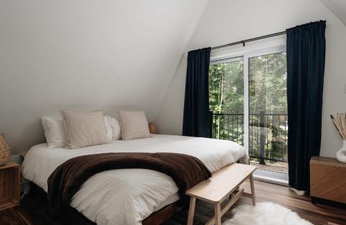 Amherst Ski Chalet | Kartalla - the A frame experience in Tremblant
